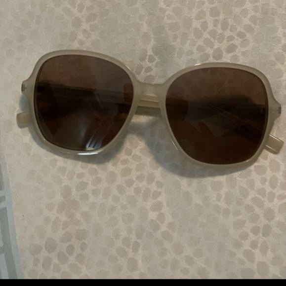 Saint laurent plastic sunglasses - Picture 2 of 5